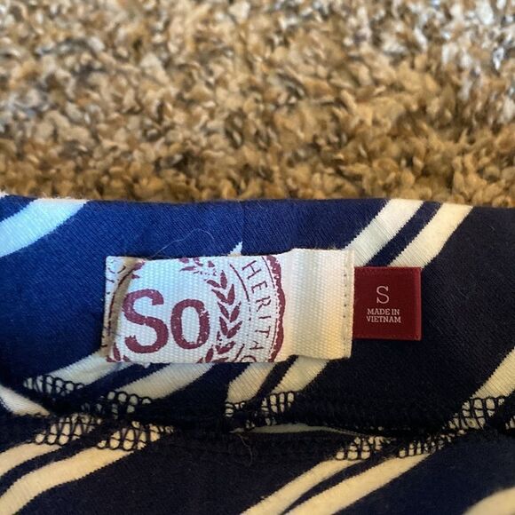 3 for $20 SO Summer Stripe Elastic Waisted Blue White Circle Skirt size Small - Picture 3 of 6